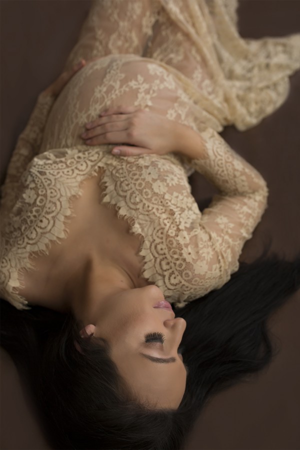 Pregnant Belly Photographer Bendigo